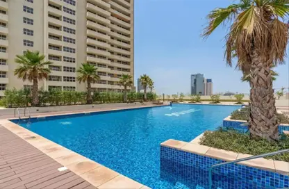 صورة لـ حوض سباحة شقة - غرفة نوم - 2 حمامات للبيع في تاور ١٠٨‎ - قرية الجميرا سركل - دبي ، صورة رقم 1