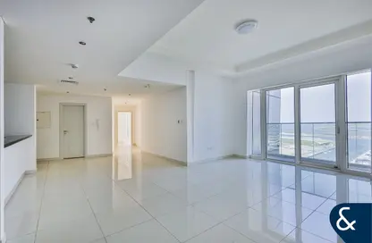 Apartment - 3 Bedrooms - 3 Bathrooms for sale in Damac Heights - Dubai Marina - Dubai