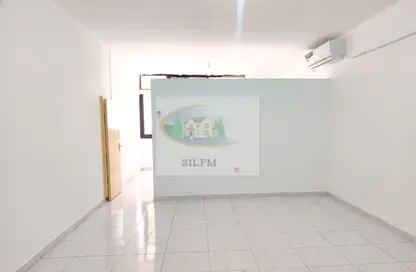 Empty Room image for: Apartment - Studio - 1 Bathroom for rent in Airport Road - Abu Dhabi, Image 1