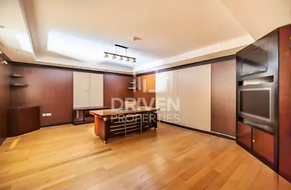 Warehouse - Studio - 1 Bathroom for rent in Al Qusais 3 - Al Qusais Residential Area - Al Qusais - Dubai