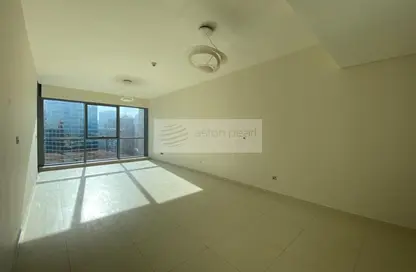 Apartment - 2 Bedrooms - 3 Bathrooms for rent in Bahwan Tower Downtown - Downtown Dubai - Dubai