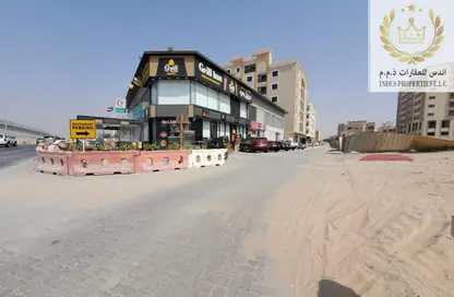 Apartment - 1 Bedroom - 2 Bathrooms for rent in Al Jurf Industrial 3 - Al Jurf Industrial - Ajman