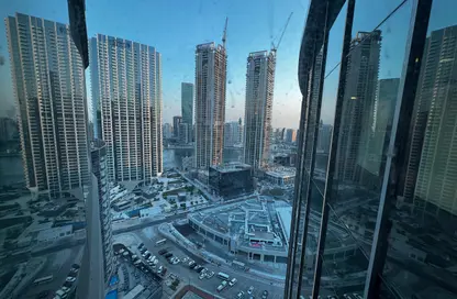 مركز أعمال - استوديو للايجار في برج بايناري - الخليج التجاري - دبي