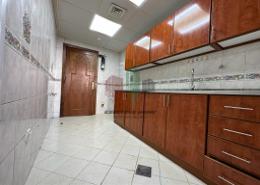 صورةمطبخ لـ: شقة - 1 غرفة نوم - 2 حمامات للكراء في ابراج ابوظبي للتجارة - منطقة النادي السياحي - أبوظبي, صورة 1