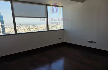 Apartment - 1 Bedroom - 2 Bathrooms for rent in Jumeirah Living - World Trade Centre Residence - World Trade Center - Dubai