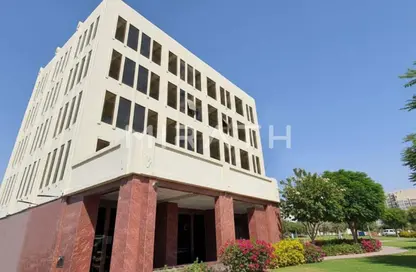 عمارة بالكامل - استوديو - 6 حمامات للبيع في A تلال سيتي - تلال سيتي - الشارقة