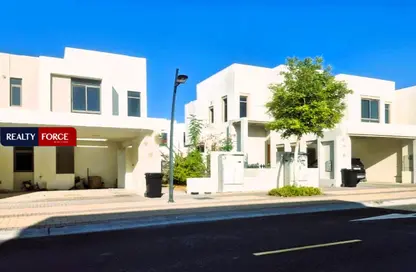 Townhouse - 4 Bedrooms - 5 Bathrooms for sale in Hayat Townhouses - Town Square - Dubai
