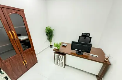 Office Space - Studio - 1 Bathroom for rent in Red Avenue - Al Garhoud - Dubai