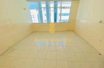 Apartment - 2 Bedrooms - 2 Bathrooms for rent in Shabiya 9 - Shabiya - Mussafah - Abu Dhabi