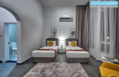 Room / Bedroom image for: Villa - 3 Bedrooms - 4 Bathrooms for rent in Al Jazirah Al Hamra - Ras Al Khaimah, Image 1