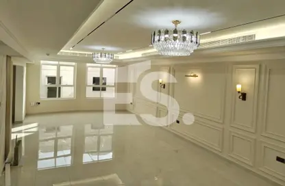 Villa - 5 Bedrooms - 7 Bathrooms for rent in Al Mushrif Villas - Al Mushrif - Abu Dhabi