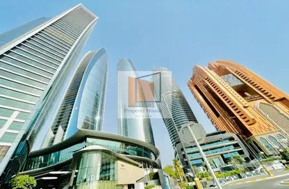 Apartment - 1 Bedroom - 2 Bathrooms for rent in Etihad Tower 4 - Etihad Towers - Corniche Road - Abu Dhabi