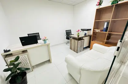 Office Space - Studio - 1 Bathroom for rent in Silver Home Building - Hor Al Anz - Deira - Dubai