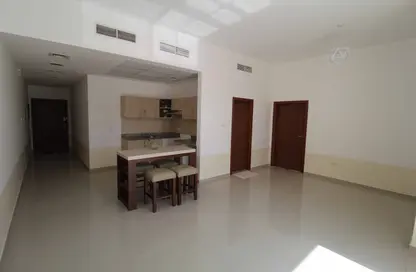 Apartment - 1 Bedroom - 2 Bathrooms for rent in Madison Residences - Majan - Dubai Land - Dubai