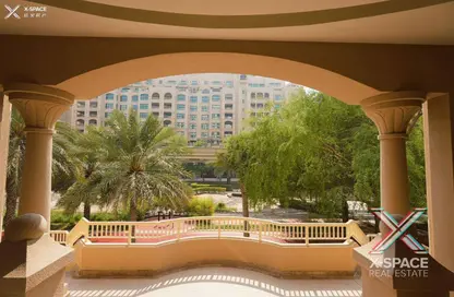 Apartment - 1 Bedroom - 1 Bathroom for rent in Shoreline Apartments - Palm Jumeirah - Dubai