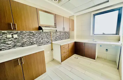 Apartment - 1 Bedroom - 2 Bathrooms for rent in Jumeirah Garden City - Al Satwa - Dubai