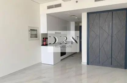 Apartment - Studio - 1 Bathroom for rent in Samana Golf Avenue - Dubai Studio City - Dubai