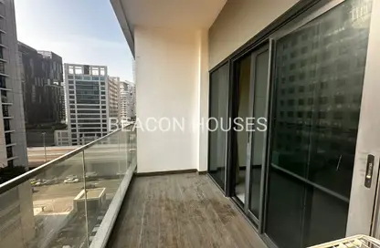 Apartment - Studio - 1 Bathroom for rent in SOL Bay - Business Bay - Dubai Apartment - Studio - 1 Bathroom for rent in SOL Bay - Business Bay - Dubai