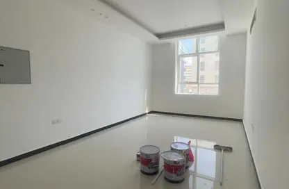 شقة - غرفة نوم - 2 حمامات للايجار في الجرف 3 - الجرف - عجمان وسط المدينة - عجمان