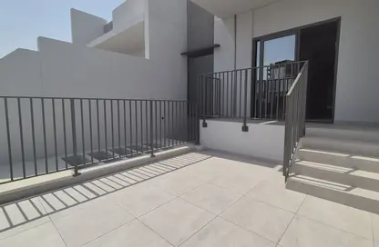 Townhouse - 2 Bedrooms - 3 Bathrooms for sale in District 11 - Mohammed Bin Rashid City - Dubai