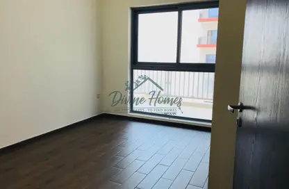 شقة - 3 غرف نوم - 3 حمامات للايجار في عزيزي أوركيد - الفرجان - دبي شقة - 3 غرف نوم - 3 حمامات للايجار في عزيزي أوركيد - الفرجان - دبي