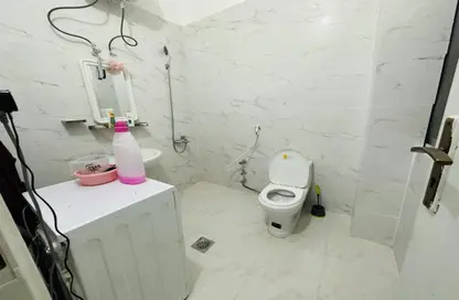 Bathroom image for: Villa - 1 Bathroom for rent in Residential Tower - Al Wahda City Towers - Al Wahda - Abu Dhabi, Image 1