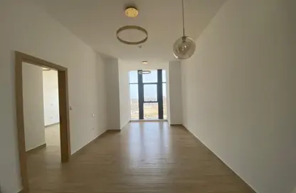 Apartment - 1 Bedroom - 2 Bathrooms for rent in Regina Tower - District 12 - Jumeirah Village Circle - Dubai