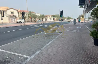 Shop - Studio - 1 Bathroom for rent in Jumeirah Garden City - Al Satwa - Dubai