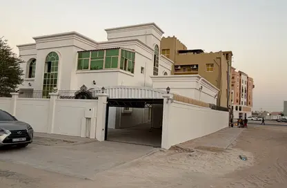 Villa - 7+ Bedrooms - 7 Bathrooms for sale in Al Mowaihat 2 - Al Mowaihat - Ajman