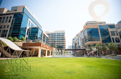 Office Space - Studio for rent in Bay Square Building 13 - Bay Square - Business Bay - Dubai