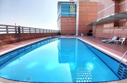 شقة - 2 غرف نوم - 4 حمامات للايجار في كريسنت 1 - ابراج كريسنت - الخالدية - أبوظبي