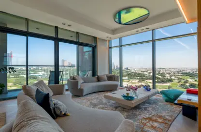 Apartment - 3 Bedrooms - 5 Bathrooms for sale in Vida Residence 2 - Vida Residence - The Hills - Dubai