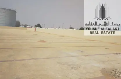 أرض - استوديو للايجار في الصجعة الصناعية - آلصجعه - الشارقة