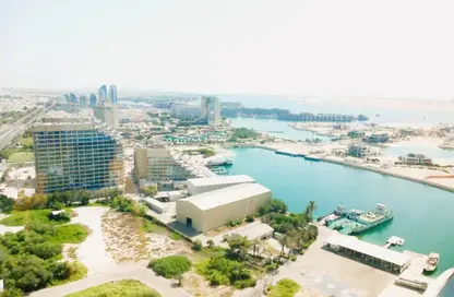 Apartment - 2 Bedrooms - 2 Bathrooms for rent in Etihad Tower 4 - Etihad Towers - Corniche Road - Abu Dhabi