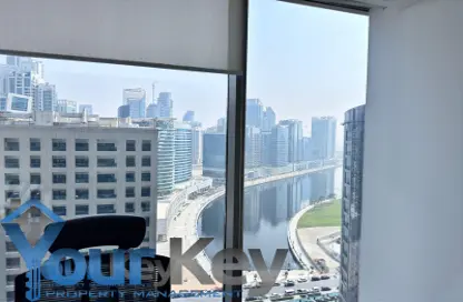 Office Space - Studio - 1 Bathroom for rent in The Binary Tower - Business Bay - Dubai