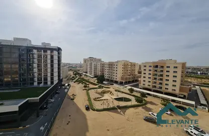 شقة - 2 غرف نوم - 2 حمامات للبيع في 1 مزايا - كيو بوينت - دبي لاند - دبي