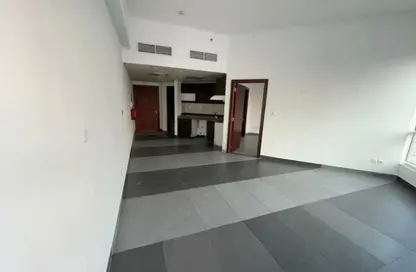 Apartment - 1 Bedroom - 2 Bathrooms for sale in Silicon Heights - Dubai Silicon Oasis - Dubai