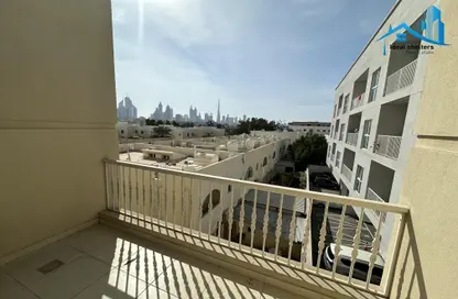 صورة لـ شرفة شقة - غرفة نوم - 2 حمامات للايجار في ش. البدع - البدع - دبي ، صورة رقم 1