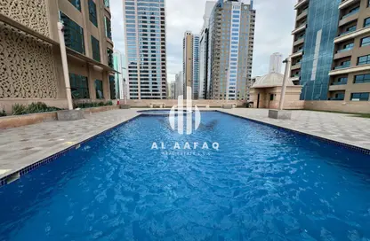 Apartment - 2 Bedrooms - 3 Bathrooms for rent in Al Khan Corniche - Al Khan - Sharjah