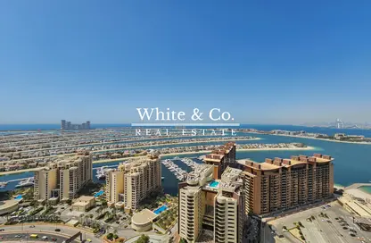Apartment - Studio - 1 Bathroom for rent in The Palm Tower - Palm Jumeirah - Dubai