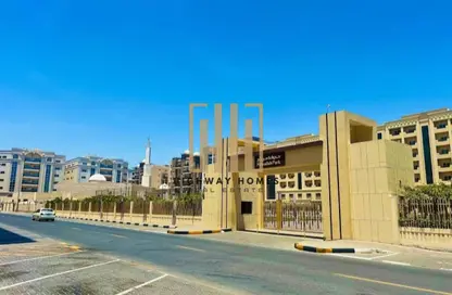Apartment - 1 Bedroom - 2 Bathrooms for rent in Muwaileh 29 Building - Muwaileh - Sharjah