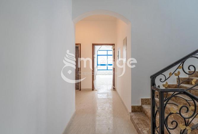 15995700 - Property Image 3