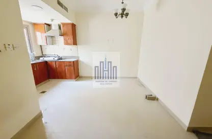 Apartment - Studio - 1 Bathroom for rent in Fire Station Road - Muwaileh - Sharjah