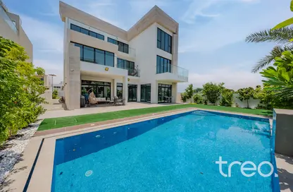 Villa - 7 Bedrooms - 7+ Bathrooms for sale in Jumeirah Park Homes - Jumeirah Park - Dubai