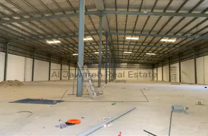 Warehouse - Studio - 2 Bathrooms for rent in Umm Al Thuoob - Umm Al Quwain