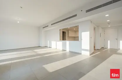Empty Room image for: Apartment - 3 Bedrooms - 5 Bathrooms for sale in Asayel - Madinat Jumeirah Living - Umm Suqeim - Dubai, Image 1