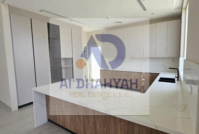 16017260 - Property Image 3