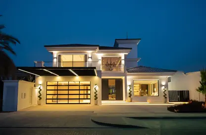 Villa - 5 Bedrooms - 6 Bathrooms for sale in Garden Homes Frond M - Garden Homes - Palm Jumeirah - Dubai
