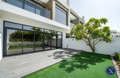 Villa - 4 Bedrooms - 5 Bathrooms for sale in Jumeirah Luxury - Jumeirah Golf Estates - Dubai