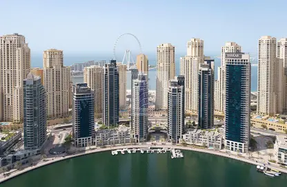 Apartment - 2 Bedrooms - 2 Bathrooms for sale in Vida Residences Dubai Marina - Dubai Marina - Dubai